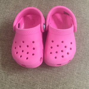 Toddler Pink Crocs